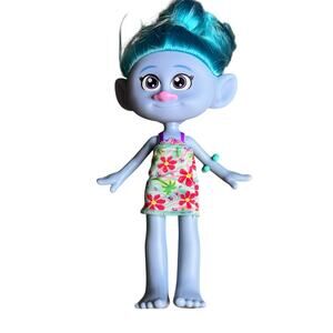 2023 Dreamworks Trolls Band Together‎ Trendsettin Chenille 8" Fashion Doll